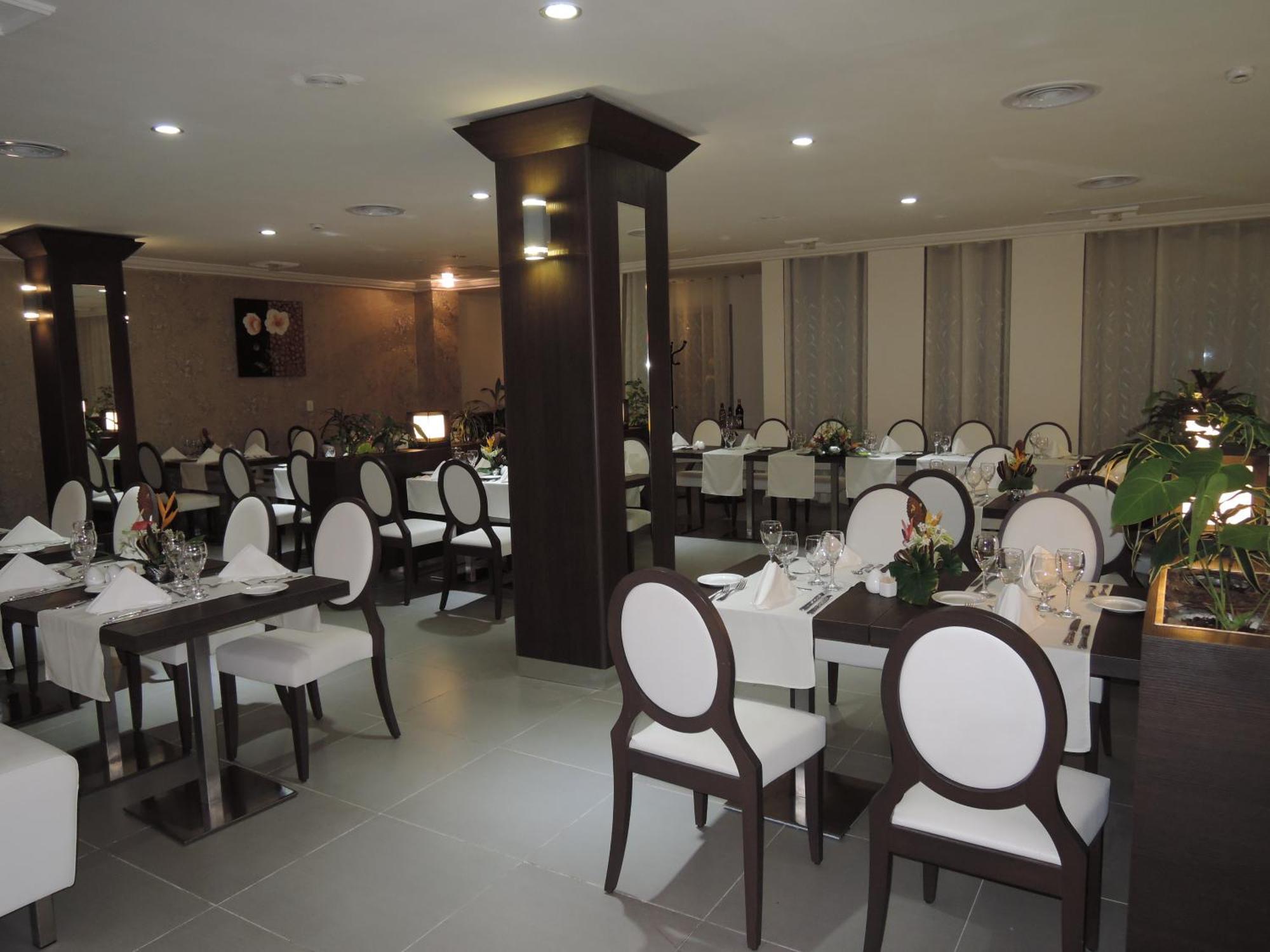 Benin Royal Hotel Котону Екстер'єр фото