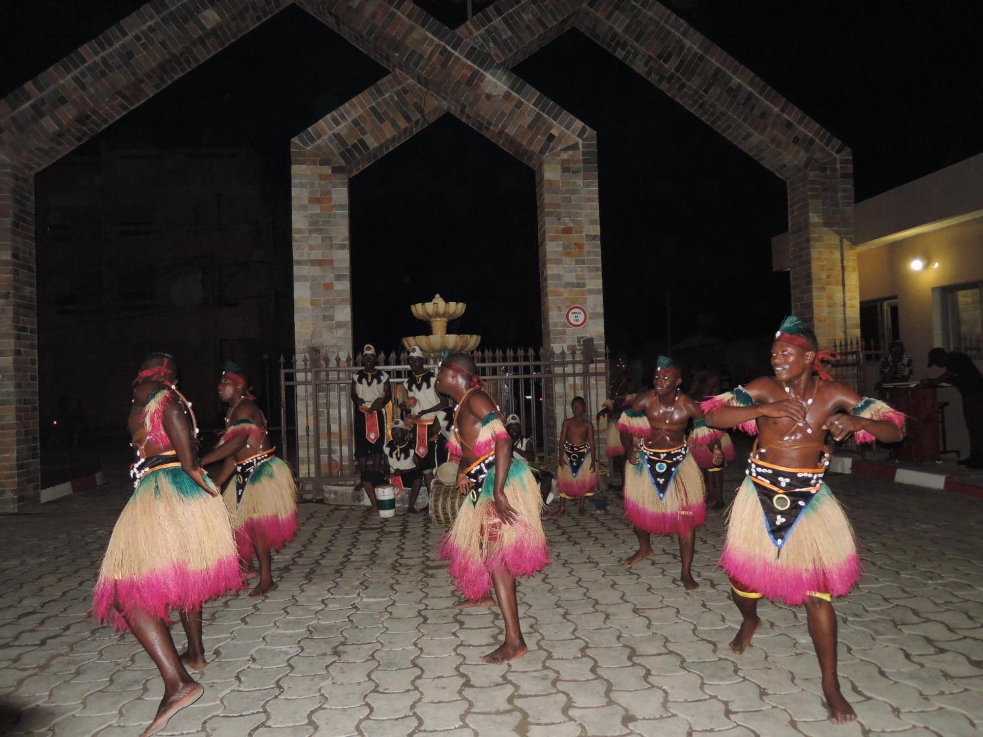 Benin Royal Hotel Котону Екстер'єр фото