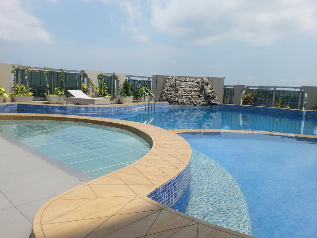 Benin Royal Hotel Котону Екстер'єр фото
